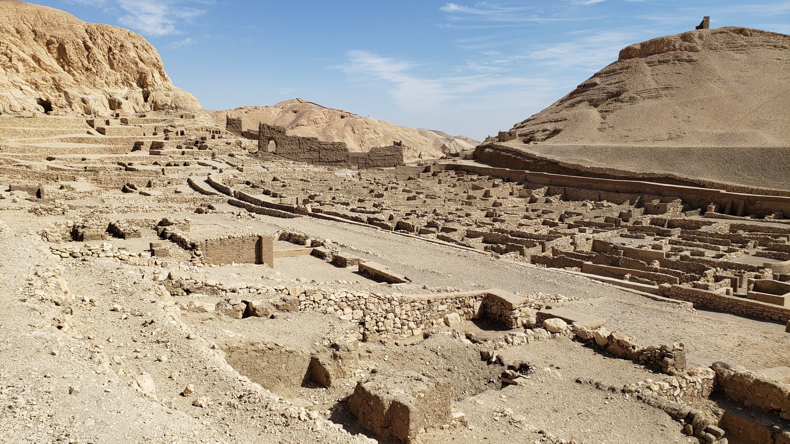 deir-el-medina-workers-valley-luxor-west-bank-egypt