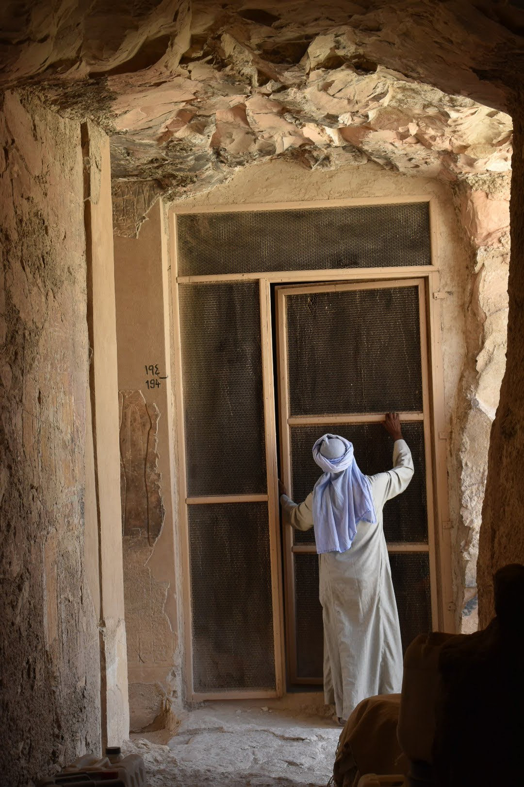 valley-of-the-nobles-tomb-gaurdian-luxor-west-bank-egypt