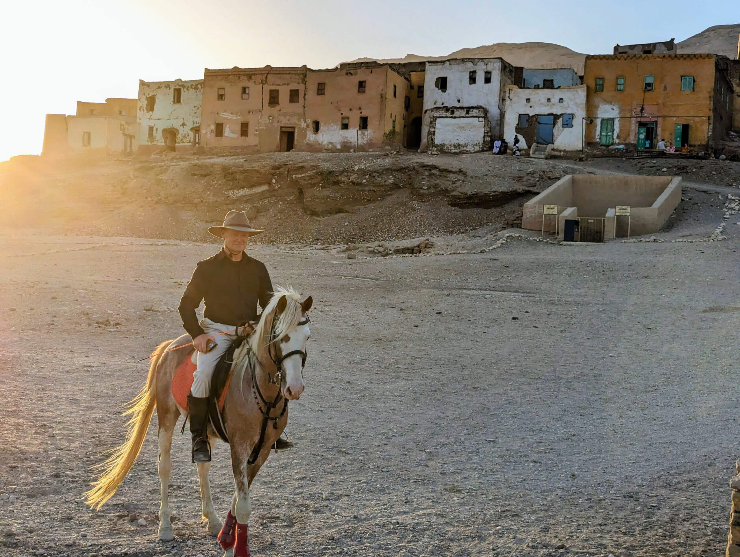 sunset-horse-ride-ancient-village-qurna-luxor-west-bank-egypt